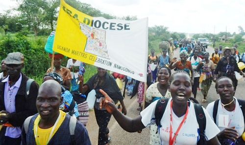 Pilgrims-to-Nambole-Uganda-Martyrs-3-June